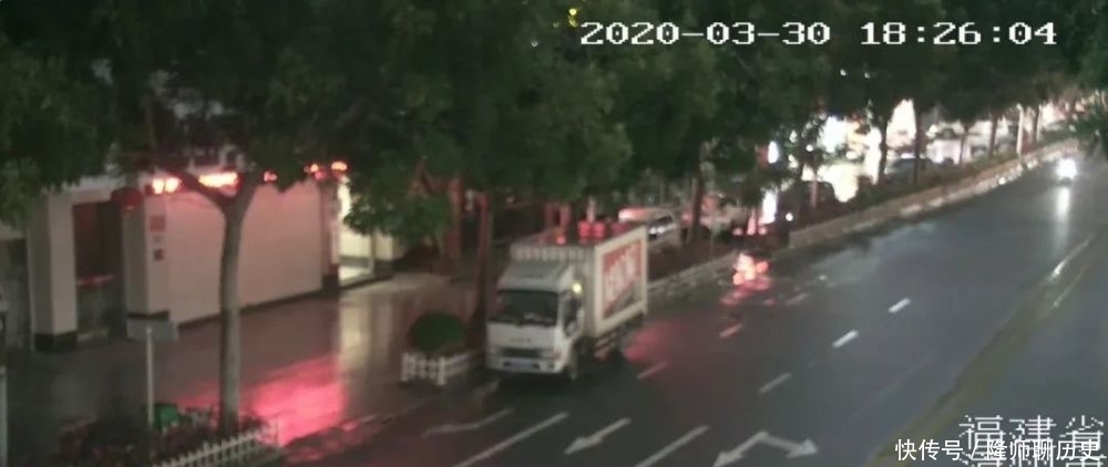 车主|漳浦这些车主随意停车，扣三分！