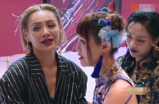  组队|《浪姐》最不受欢迎的成员，组队时没一人开心，宁静的笑很讽刺