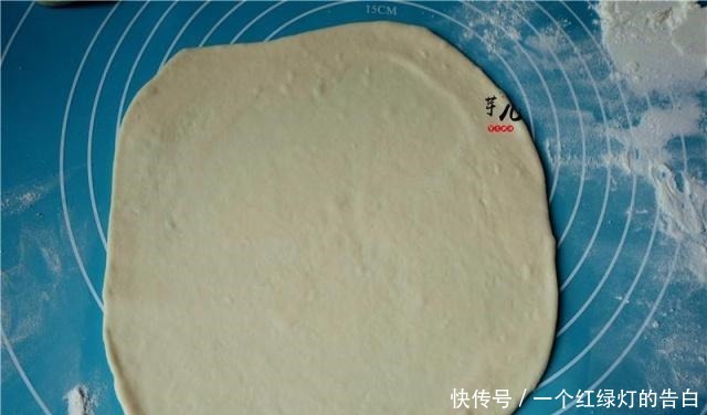 懒人|懒人早餐新吃法,比做韭菜盒子更简单,一卷一煎,香酥可口吃不够