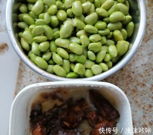 下饭|毛豆烧红烧肉,简单又下饭,全家都爱吃