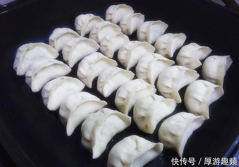 简单|早餐煎饺做这个馅,简单快捷最开胃,多汁鲜香,好吃不长胖