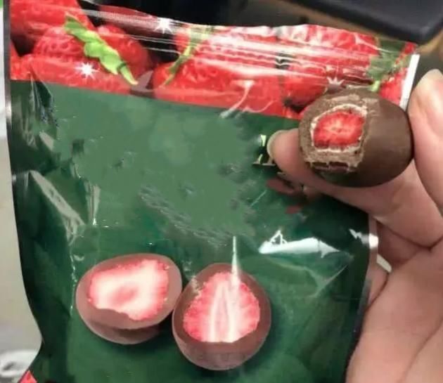 抵抗|让女生“毫无抵抗”的4种草莓零食,图2看着流口水,图4价格昂贵