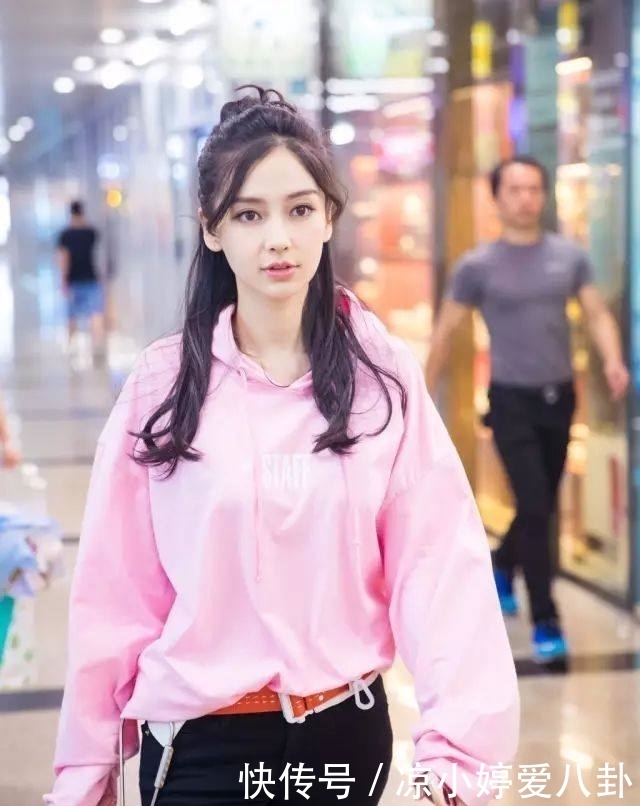  阿姨|减龄不等于装嫩！穿成这样老气被叫“阿姨”你活该啊