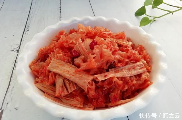  银耳|腐竹和它是天生一对，这样做营养又开胃，女人孩子吃最适合