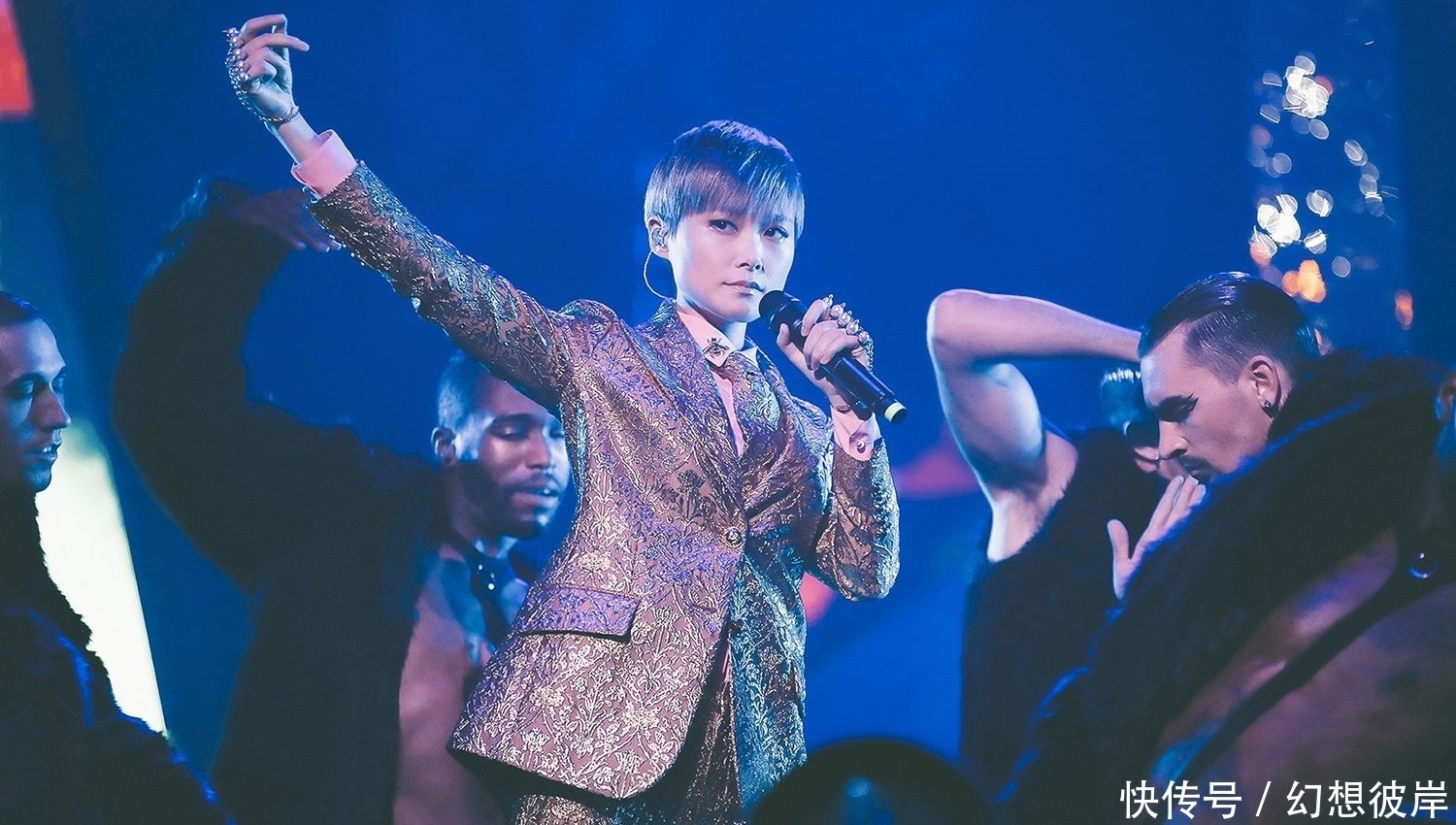  那英|李宇春凭什么接棒那英，成为好声音史上第三位女导师？