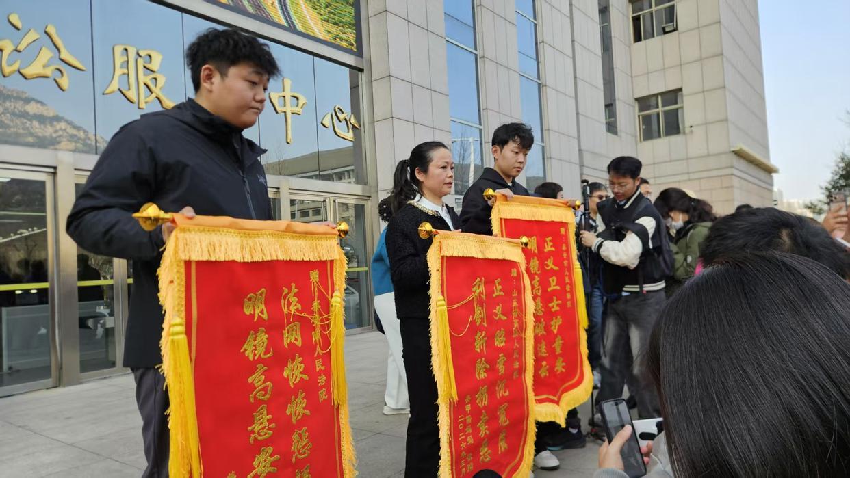 t11508c75c8dff1b6f5c29028bd.jpg?size=124